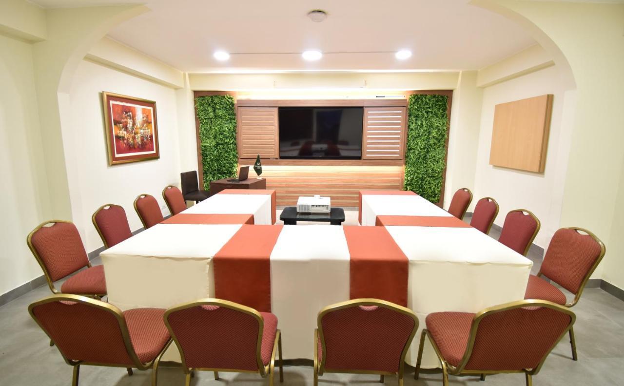 Qorianka Hotel 3*