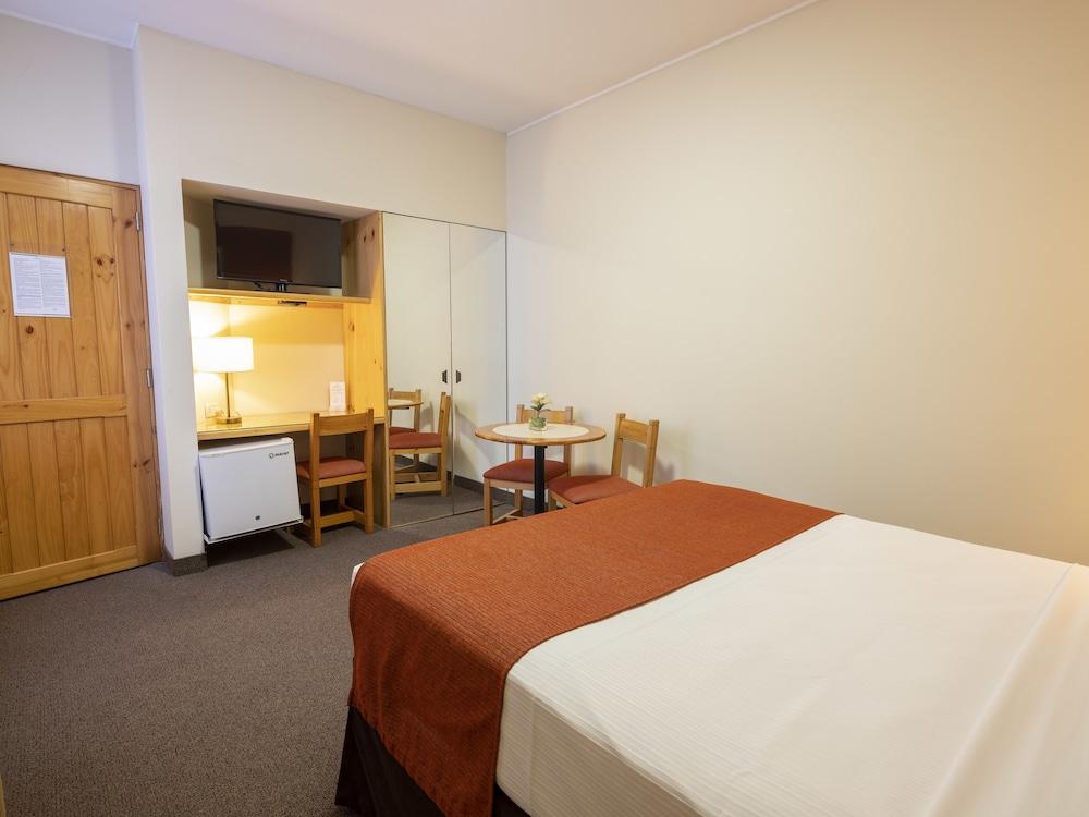 Hotel Qorianka 3*