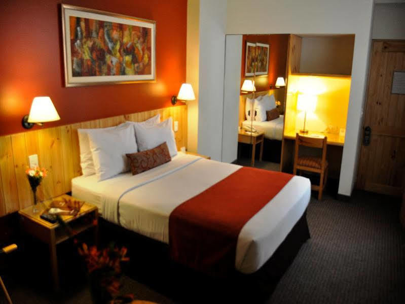 Qorianka Hotel 3*
